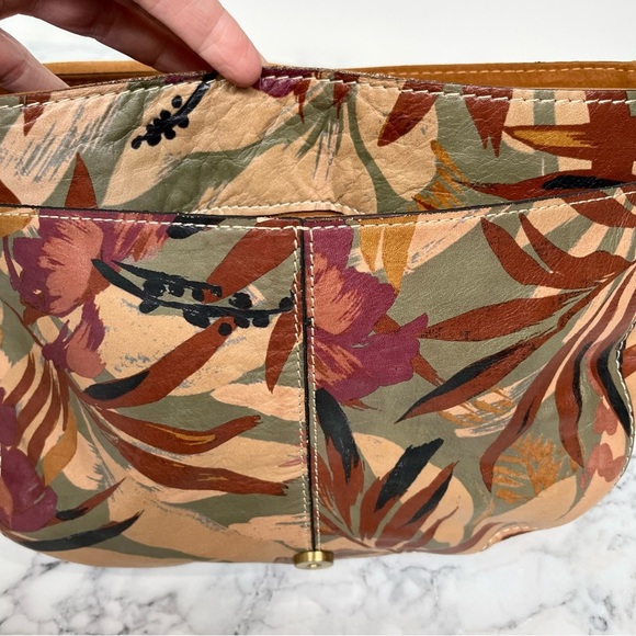Patricia Nash Rosolini Leather Saddle Bag Floral Leaf Print - Picture 7 of 12